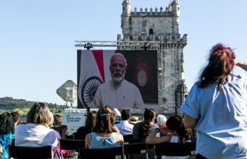 International Yoga Day, 2016 at the Jardim da Torre de Belém, Lisbon
