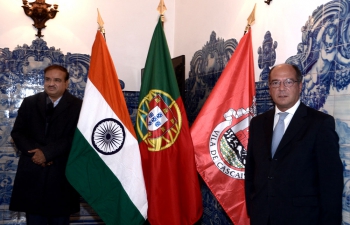 Meeting of Minister of Parliamentary Affairs and Minister of Chemicals & Fertilizers with Mayor of Cascais at City Hall