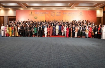 Kumbh Mela foreign delegates with Prime Minister Shri Narendra Modi and EAM Smt. Sushma Swaraj (23.02.2019)